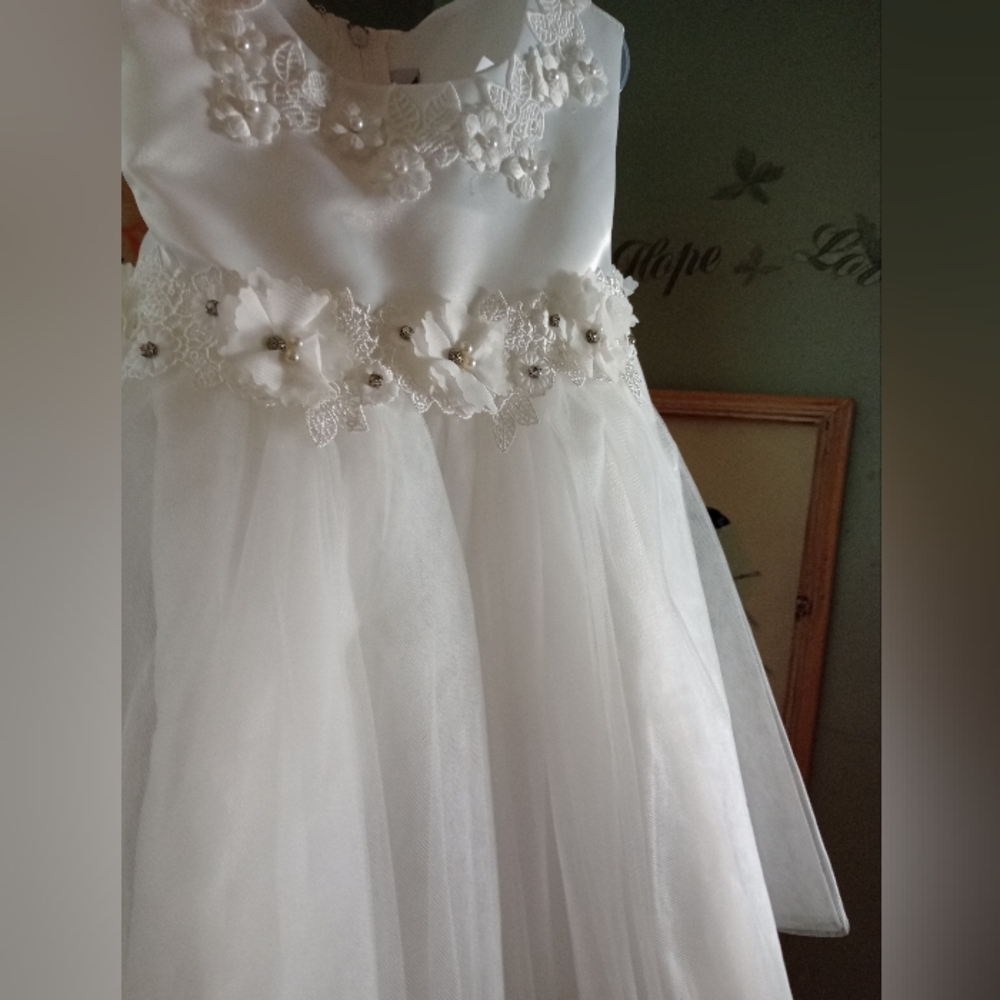 Elegant White Floral Flower Girl Dress